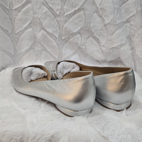 Naturalizer Silver Pointed Toe Women's Flats - Metallic D'Orsay Style, Size 10 - Picture 7 of 9